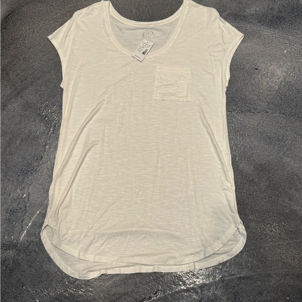 Maurice white top